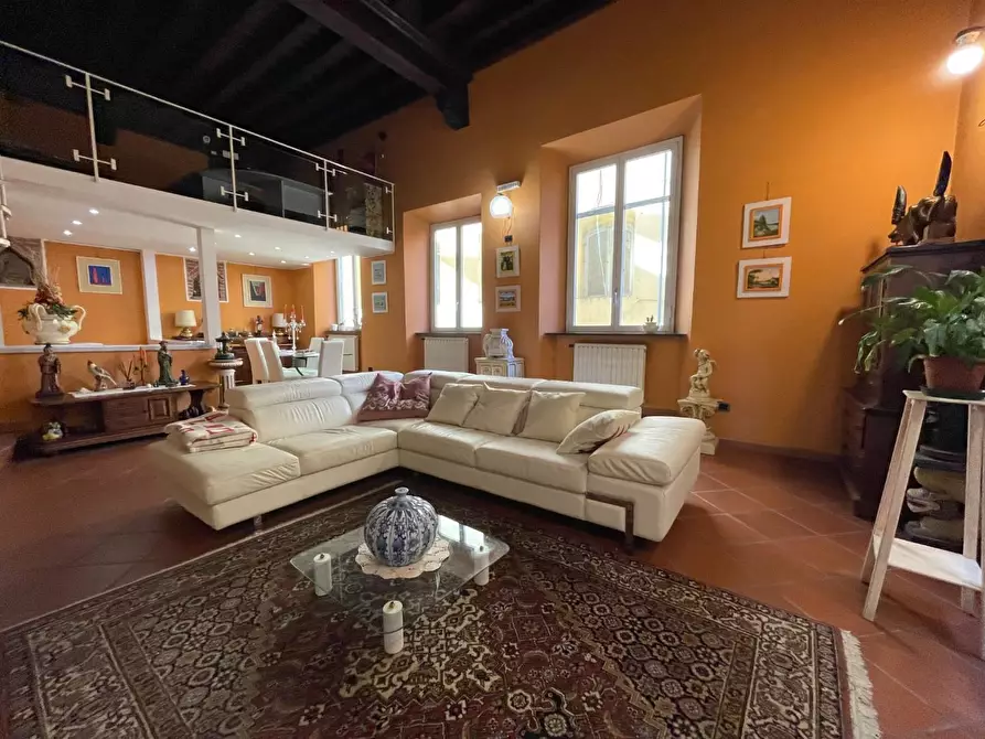 Immagine 24 di Appartamento in vendita  a Lucca