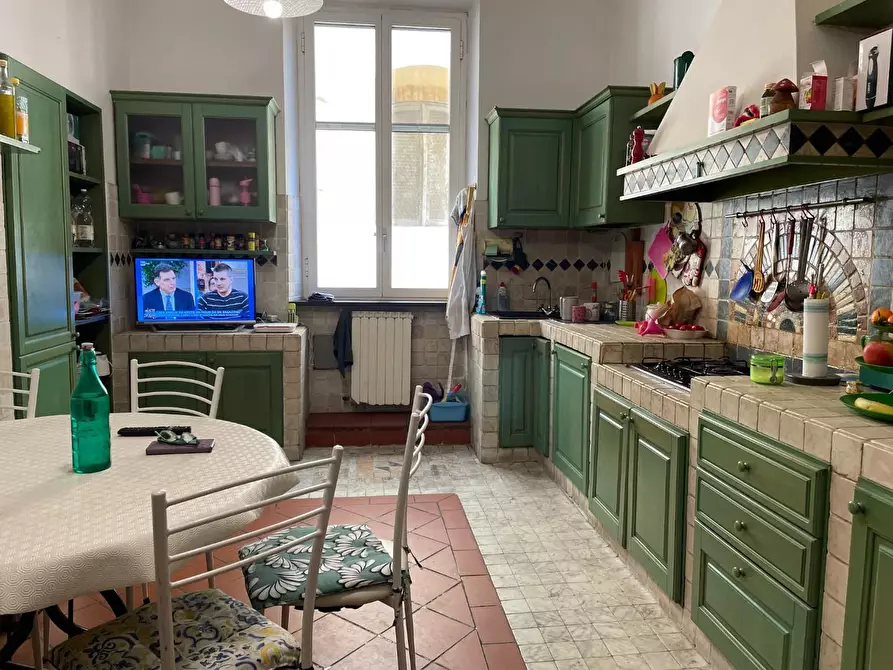 Immagine 6 di Appartamento in vendita  a Lucca