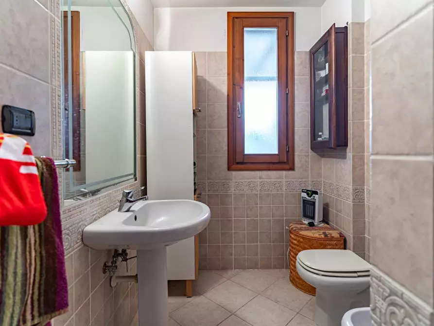 Immagine 12 di Appartamento in vendita  a Empoli