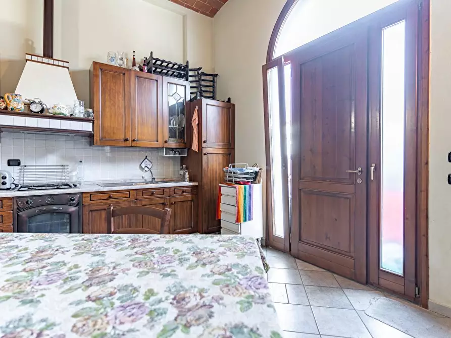 Immagine 4 di Appartamento in vendita  a Empoli