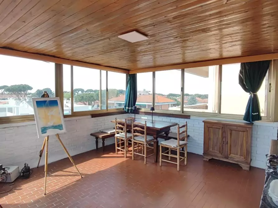 Immagine 6 di Mansarda in vendita  a Viareggio