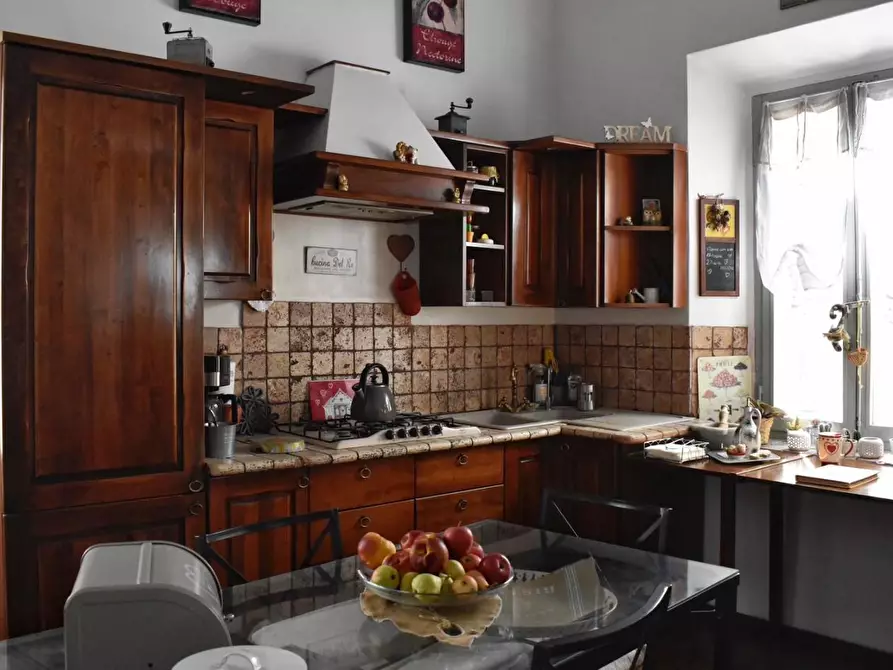 Immagine 19 di Appartamento in vendita  a Colle Di Val D'elsa