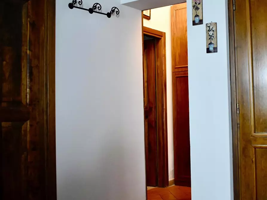 Immagine 17 di Appartamento in vendita  a Colle Di Val D'elsa