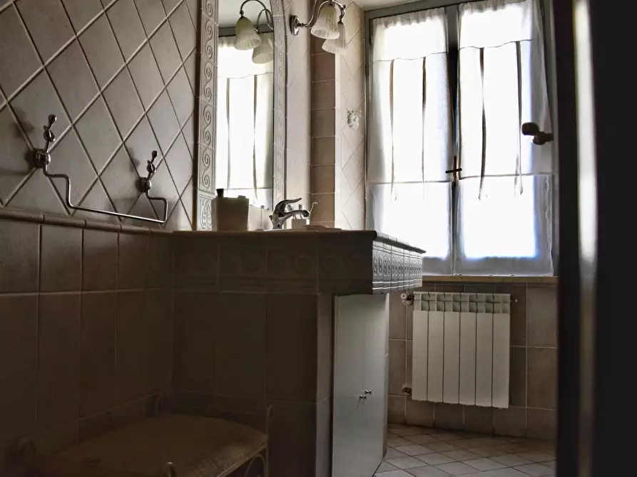 Immagine 15 di Appartamento in vendita  a Colle Di Val D'elsa