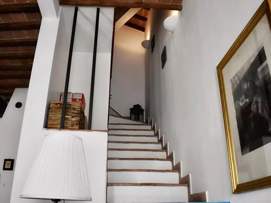 Immagine 5 di Appartamento in vendita  a Colle Di Val D'elsa