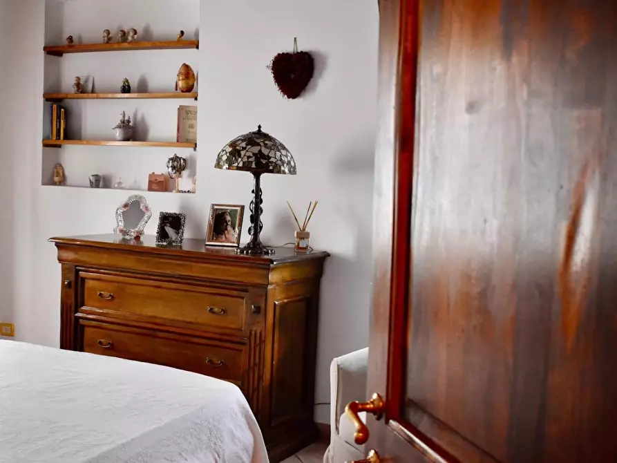 Immagine 21 di Appartamento in vendita  a Colle Di Val D'elsa