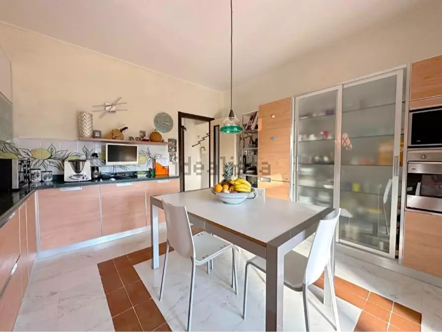 Immagine 24 di Villetta a schiera in vendita  a Carrara