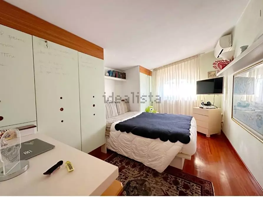 Immagine 34 di Villetta a schiera in vendita  a Carrara