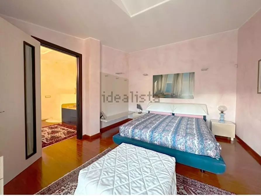 Immagine 32 di Villetta a schiera in vendita  a Carrara