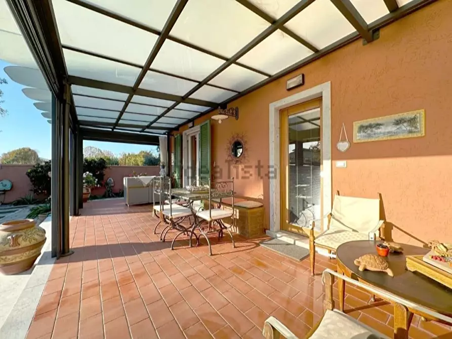 Immagine 12 di Villetta a schiera in vendita  a Carrara