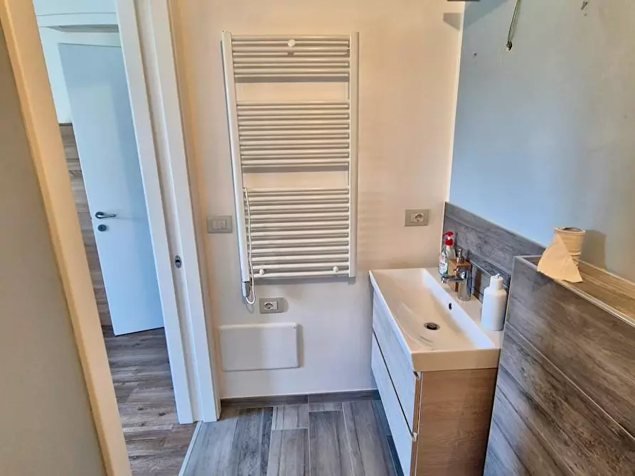 Immagine 34 di Villa in vendita  a San Giuliano Terme