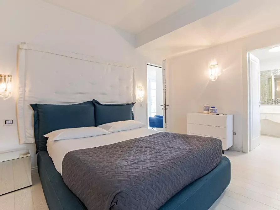 Immagine 11 di Villa in affitto  a Forte Dei Marmi