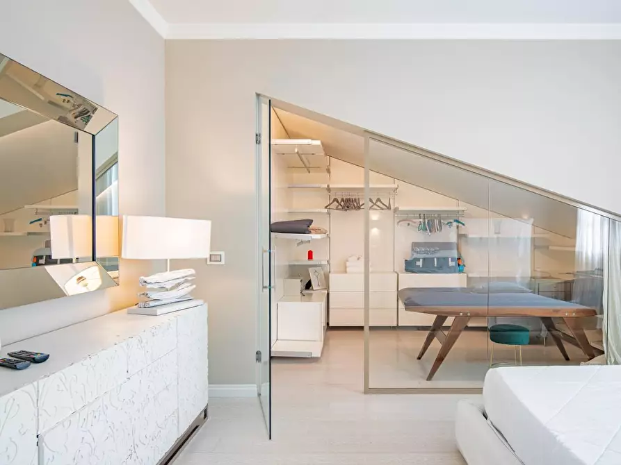 Immagine 6 di Villa in affitto  a Forte Dei Marmi