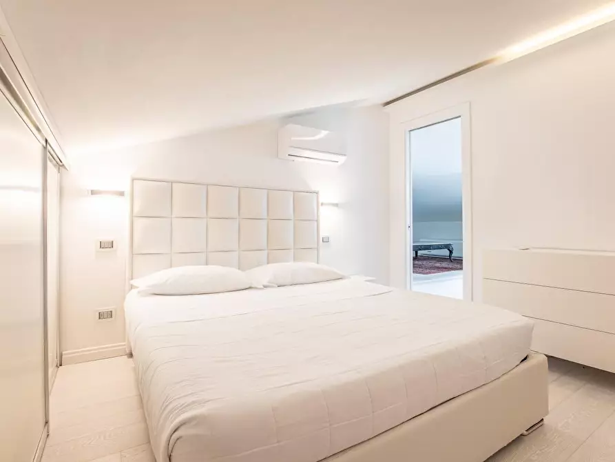 Immagine 16 di Villa in affitto  a Forte Dei Marmi