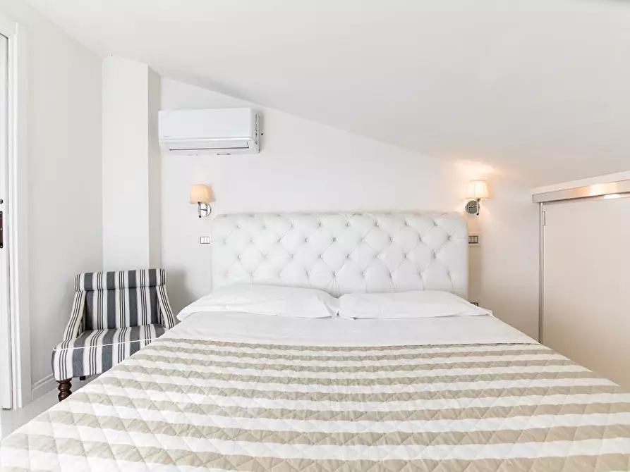 Immagine 15 di Villa in affitto  a Forte Dei Marmi