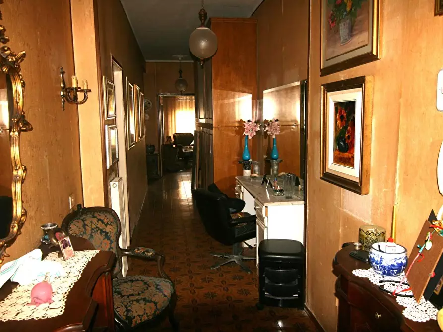 Immagine 4 di Appartamento in vendita  a Carrara