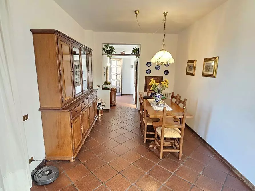 Immagine 7 di Appartamento in vendita  a Massa