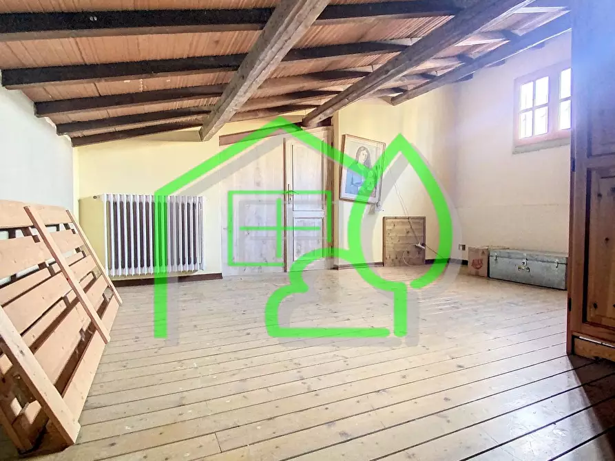 Immagine 17 di Villa in vendita  a Viareggio