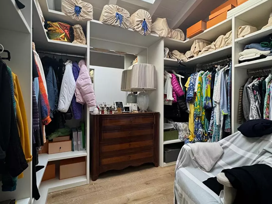 Immagine 25 di Villa in vendita  a Forte Dei Marmi