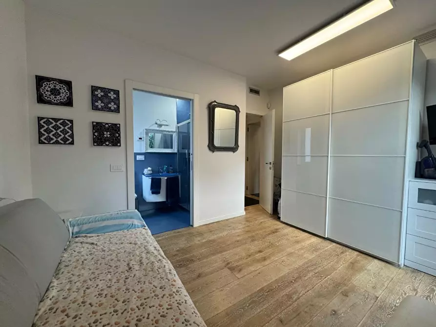 Immagine 37 di Villa in vendita  a Forte Dei Marmi