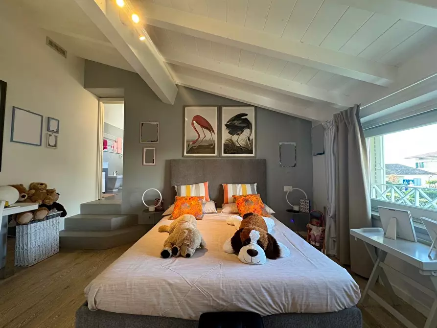 Immagine 33 di Villa in vendita  a Forte Dei Marmi