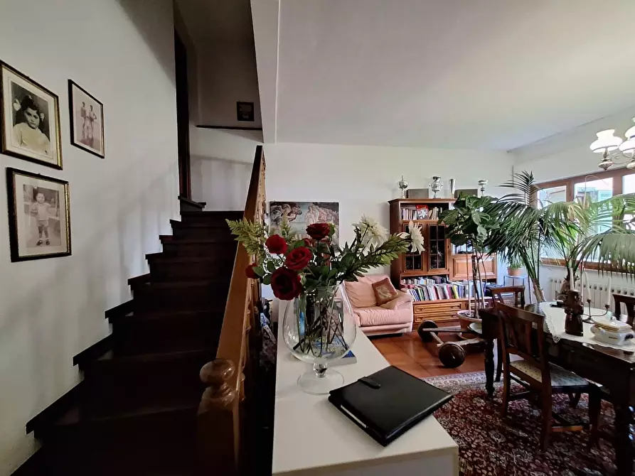 Immagine 13 di Casa bifamiliare in vendita  a Porcari