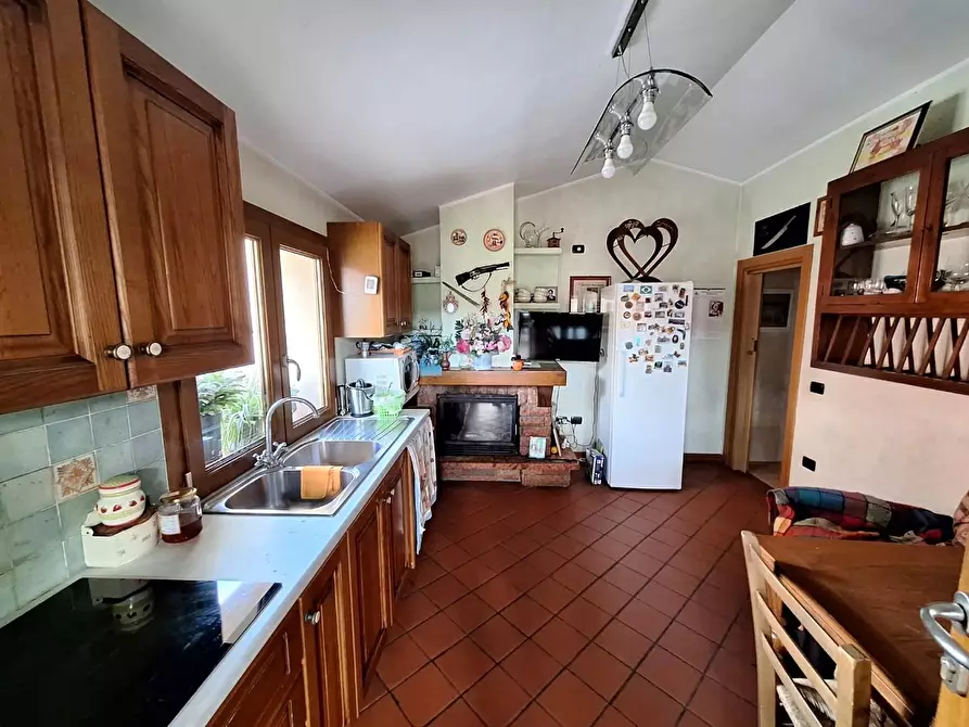 Immagine 9 di Casa bifamiliare in vendita  a Porcari