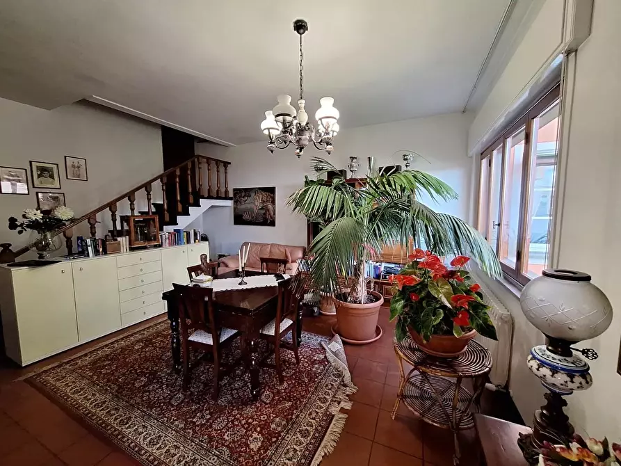 Immagine 12 di Casa bifamiliare in vendita  a Porcari