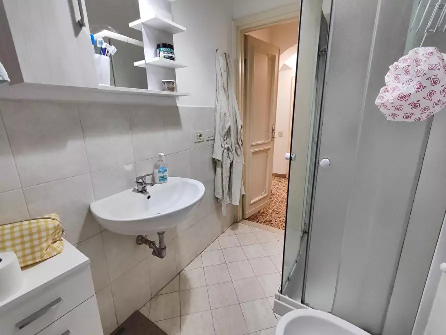 Immagine 8 di Appartamento in affitto  a Pisa