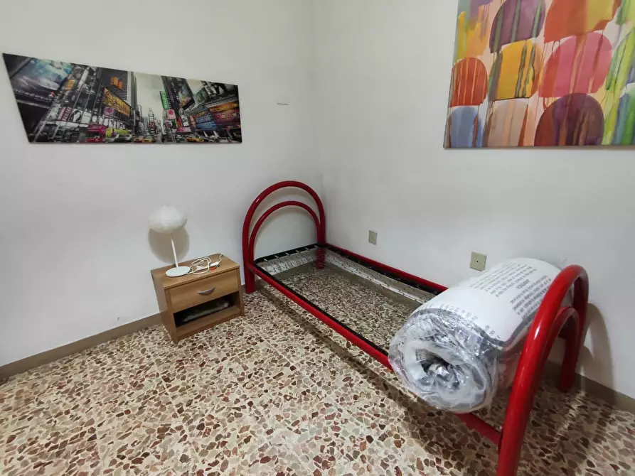 Immagine 26 di Appartamento in affitto  a Pisa