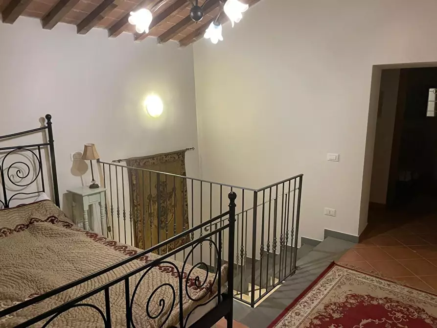 Immagine 18 di Rustico / casale in vendita  a Camaiore