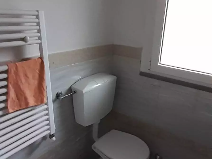 Immagine 5 di Porzione di casa in vendita  a Carrara