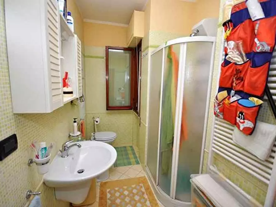 Immagine 11 di Appartamento in vendita  a Montignoso