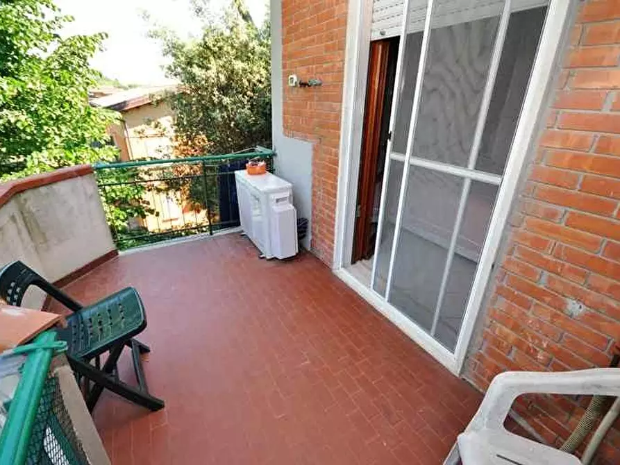 Immagine 10 di Appartamento in vendita  a Montignoso