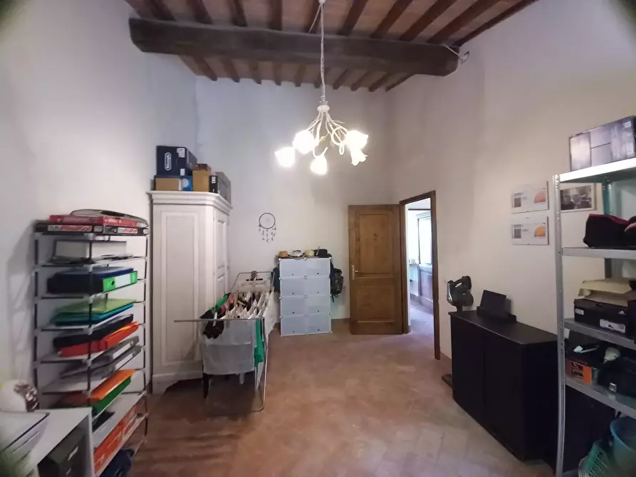 Immagine 34 di Appartamento in vendita  a Palaia