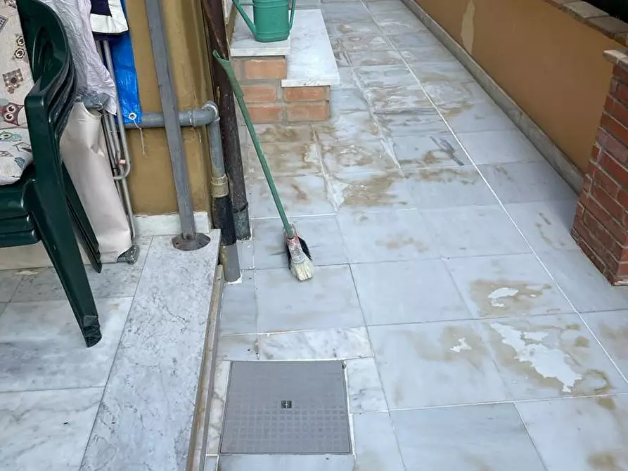 Immagine 12 di Appartamento in vendita  a Carrara