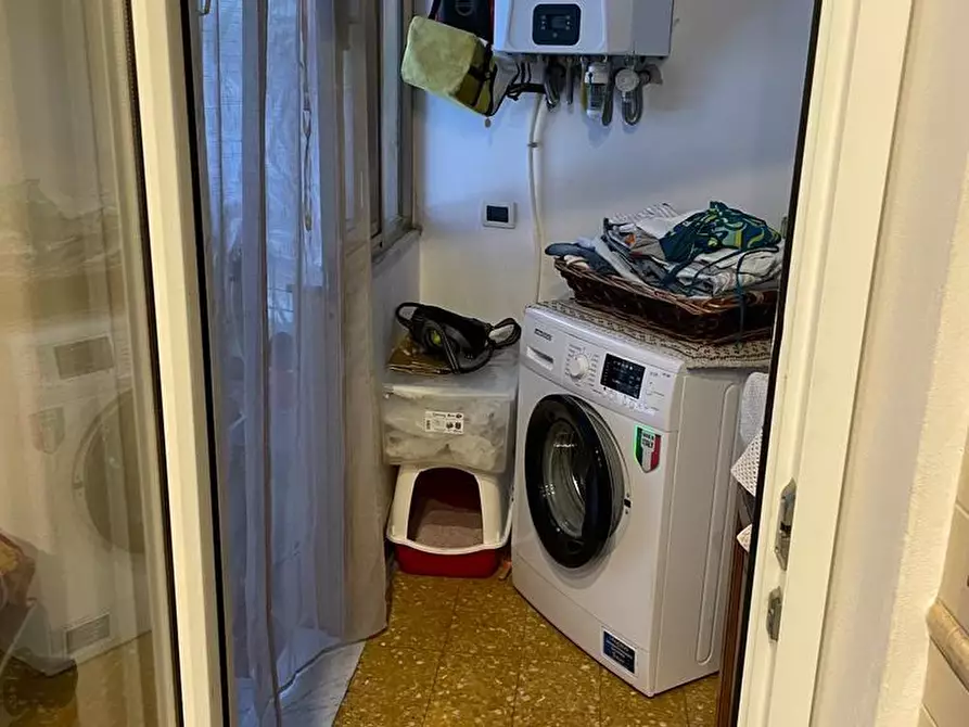 Immagine 10 di Appartamento in vendita  a Carrara