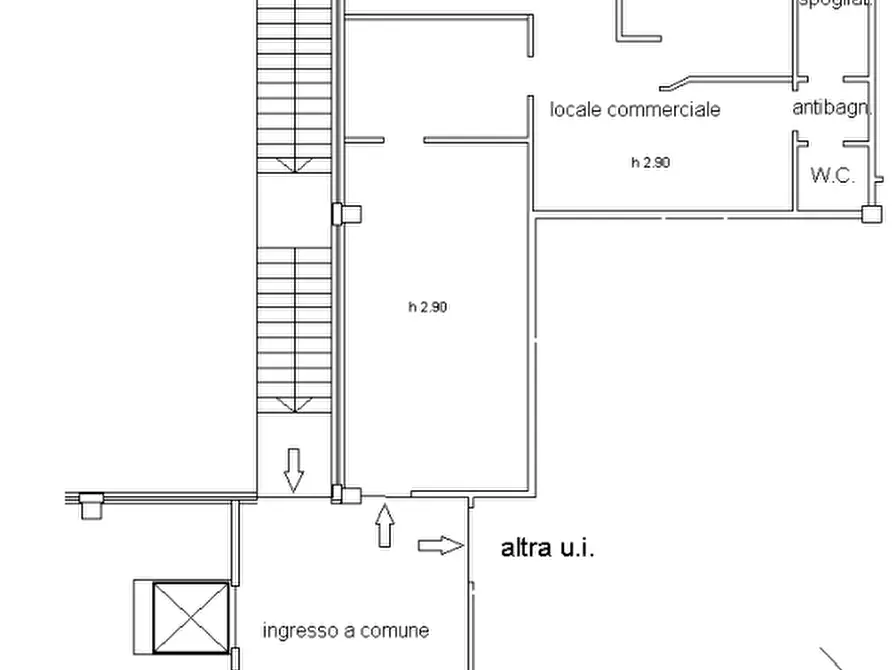 Immagine 4 di Capannone industriale in vendita  a Siena