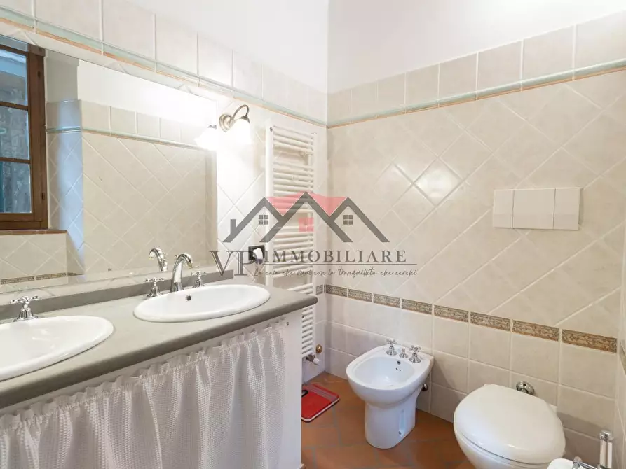 Immagine 16 di Appartamento in vendita  a Castelnuovo Val Di Cecina