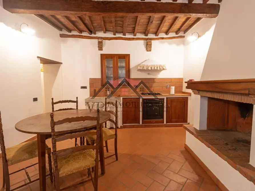 Immagine 7 di Appartamento in vendita  a Castelnuovo Val Di Cecina