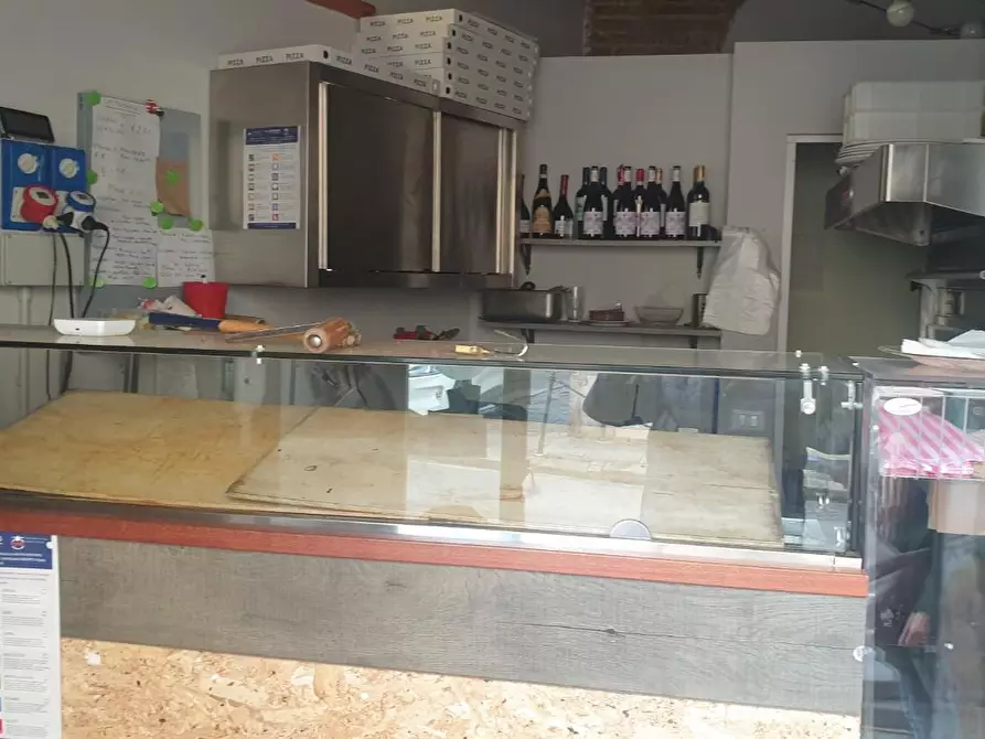 Immagine 8 di Bar / Ristorante in vendita  a Pisa
