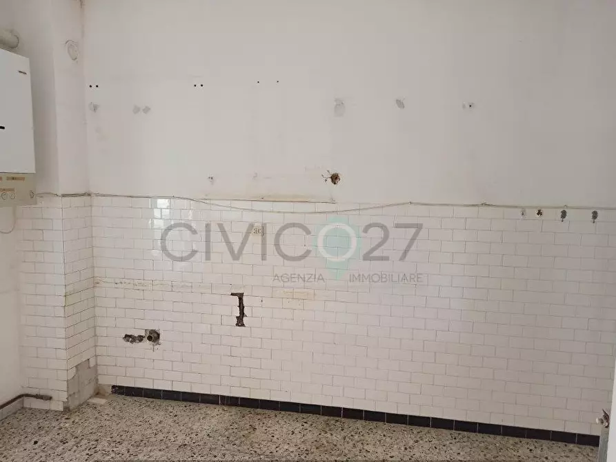 Immagine 13 di Appartamento in vendita  a Massa