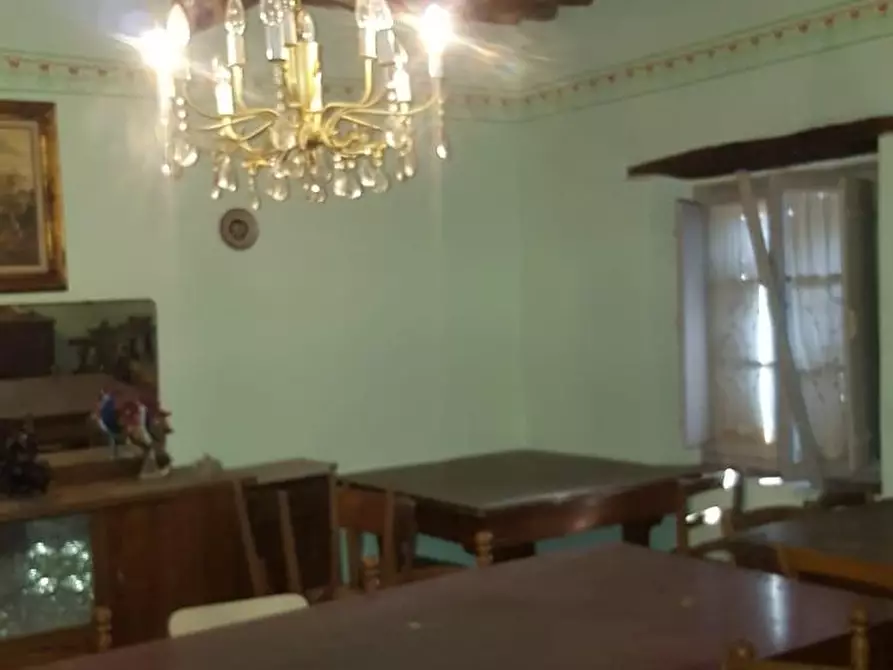Immagine 13 di Rustico / casale in vendita  a Capannori