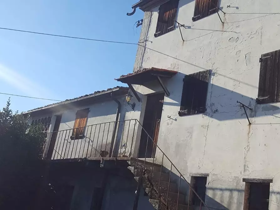 Immagine 21 di Rustico / casale in vendita  a Capannori