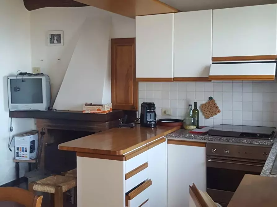 Immagine 23 di Rustico / casale in vendita  a Capannori