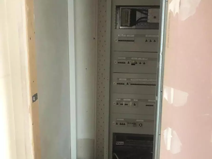 Immagine 5 di Locale commerciale in vendita  a Castelfranco Di Sotto