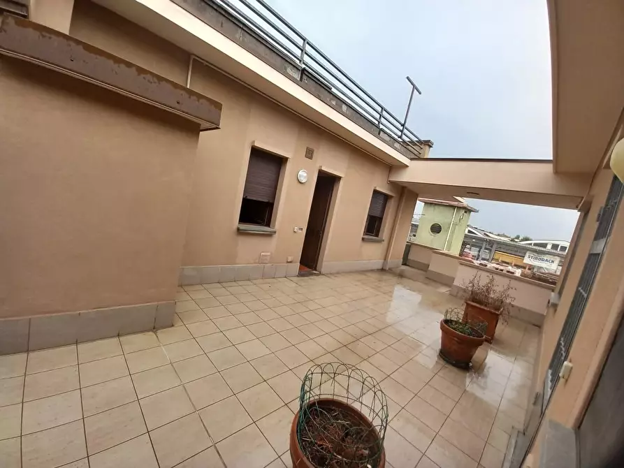 Immagine 3 di Mansarda in vendita  a Viareggio