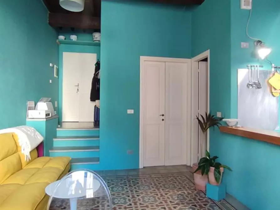 Immagine 1 di Appartamento in affitto  a Carrara