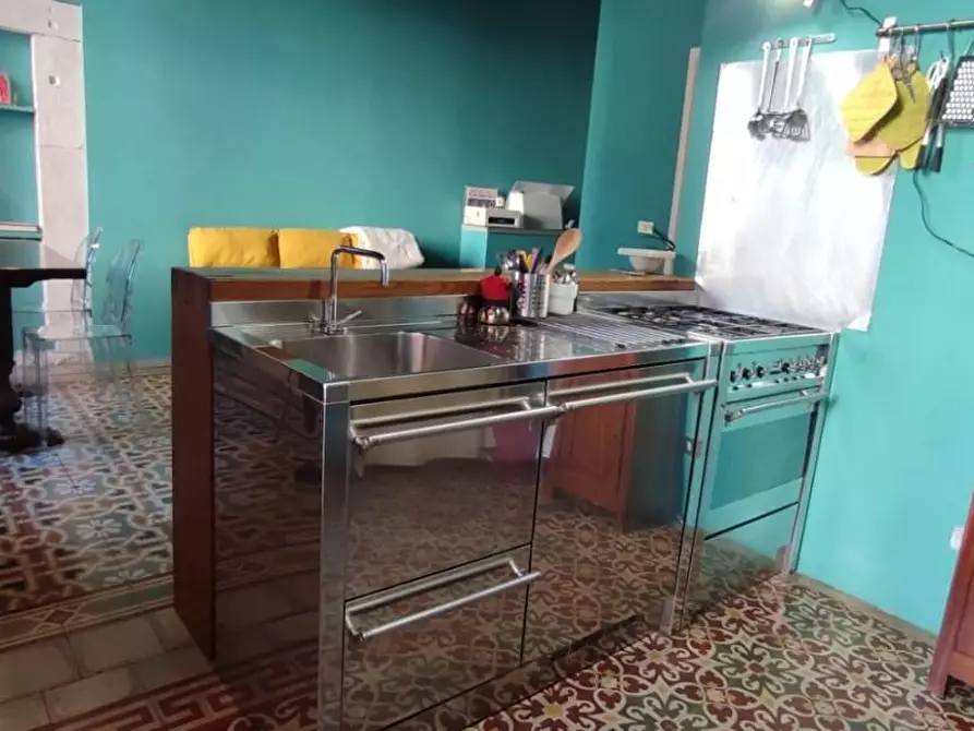 Immagine 6 di Appartamento in affitto  a Carrara