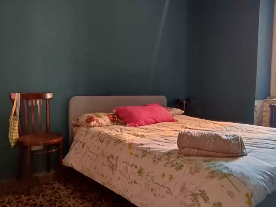 Immagine 2 di Appartamento in affitto  a Carrara